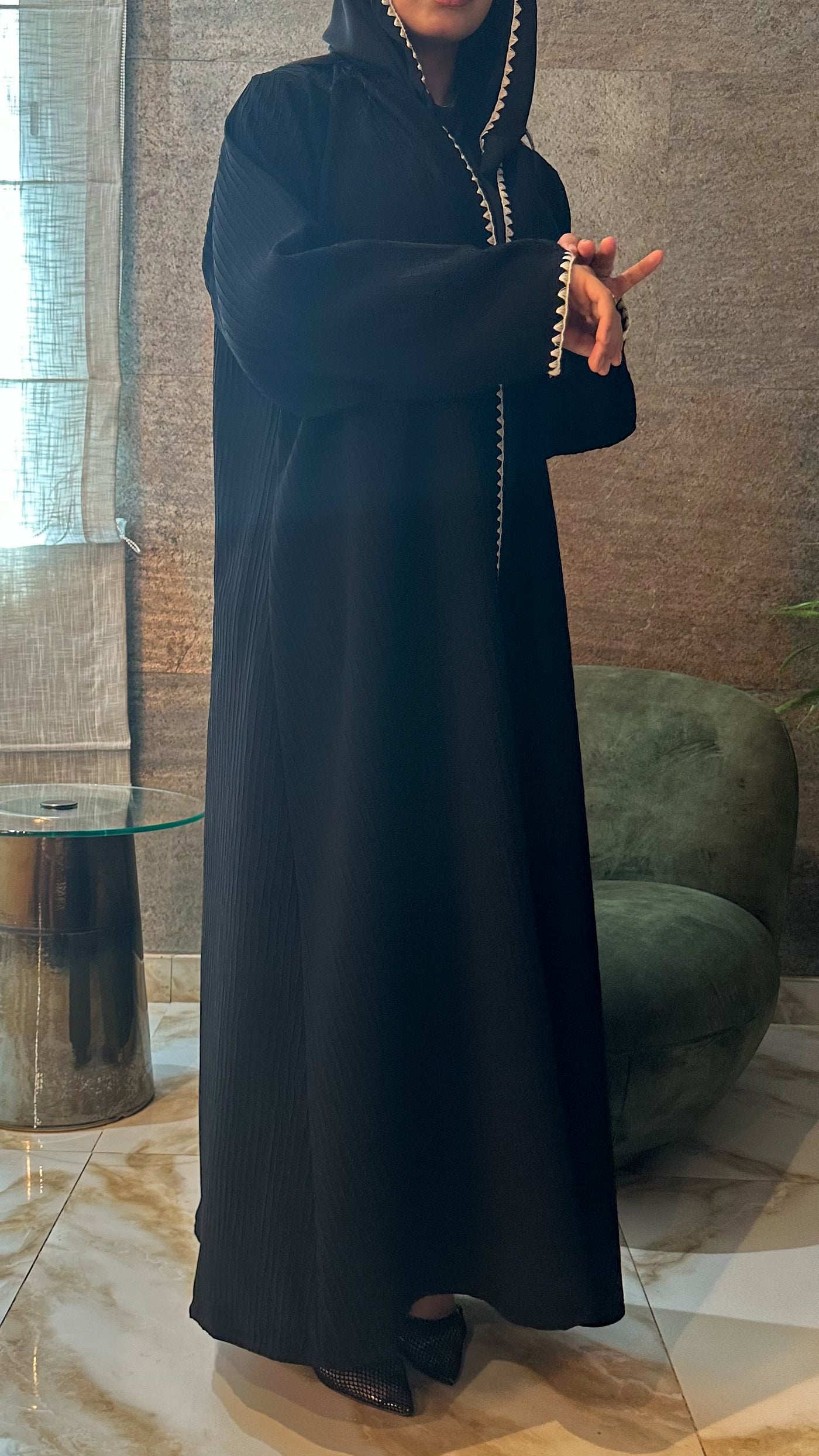 عباية هِبة، كريشه مخطط ناعم — A7