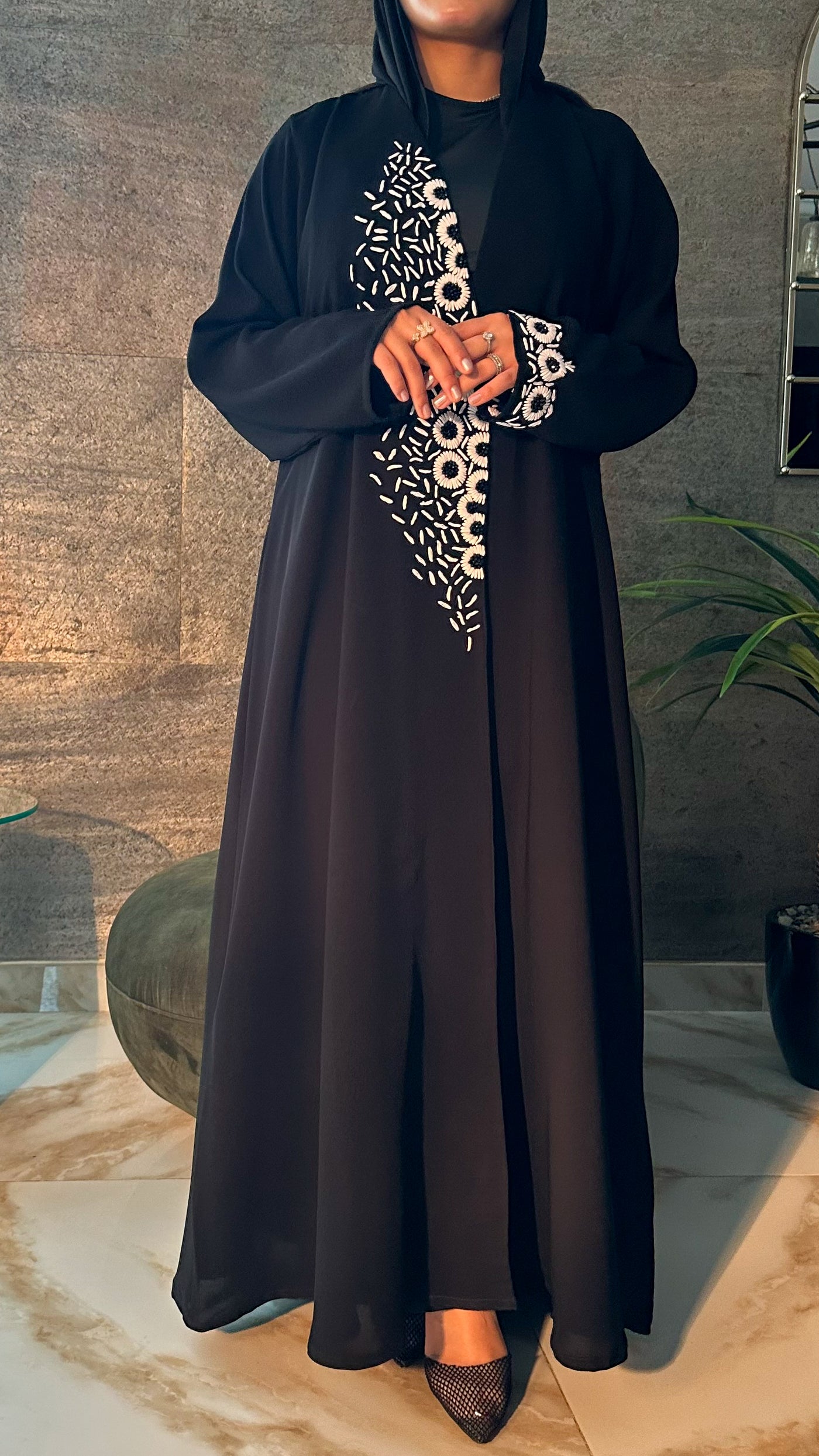 عباية غَيْم، ملكي بتفاصيل تطريز راقية — A10