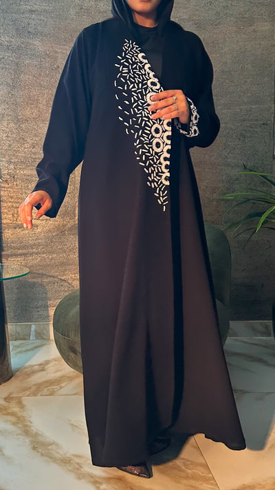 عباية غَيْم، ملكي بتفاصيل تطريز راقية — A10