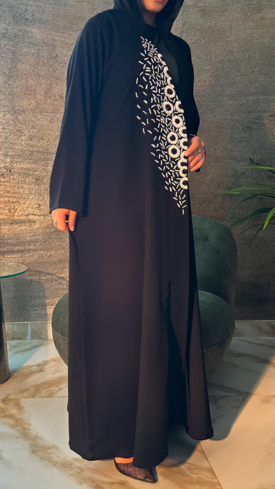 عباية غَيْم، ملكي بتفاصيل تطريز راقية — A10