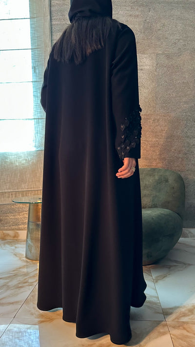 عباية كريب أسود — A25