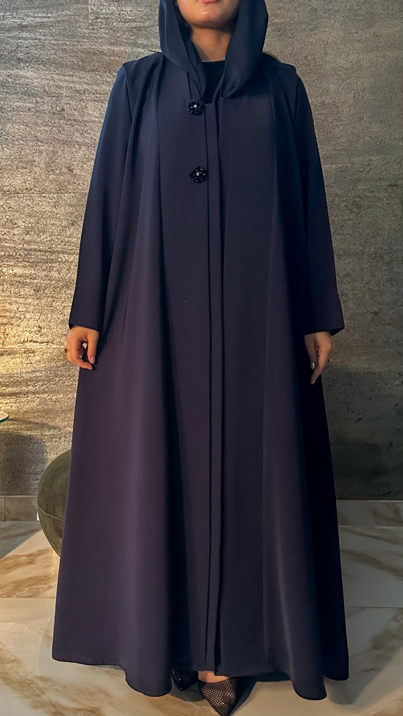 عباية بُروش، سيراميك كحلي — A4
