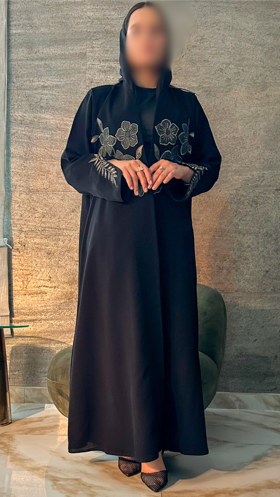 عباية وردة، سيراميك خفيف بتطريز أنيق — A11
