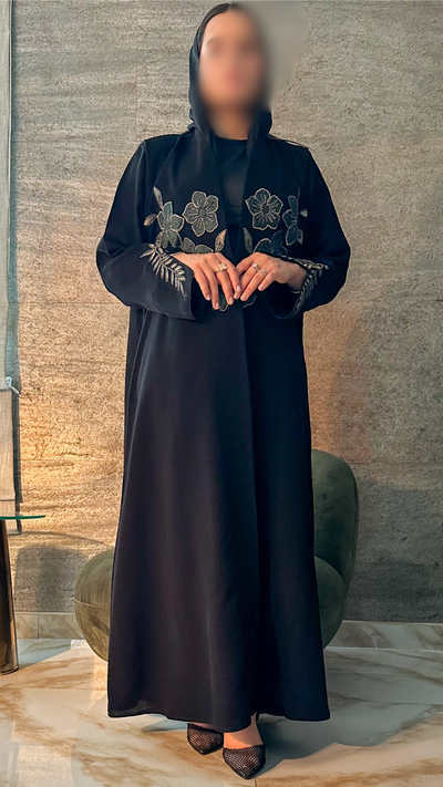 عباية وردة، سيراميك خفيف بتطريز أنيق — A11